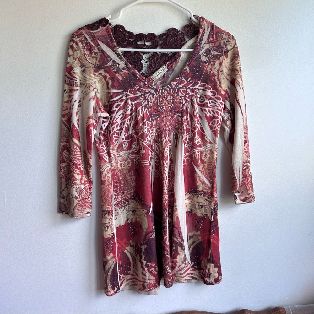 Boho V-Neck Floral Tunic in Burgundy & Cream